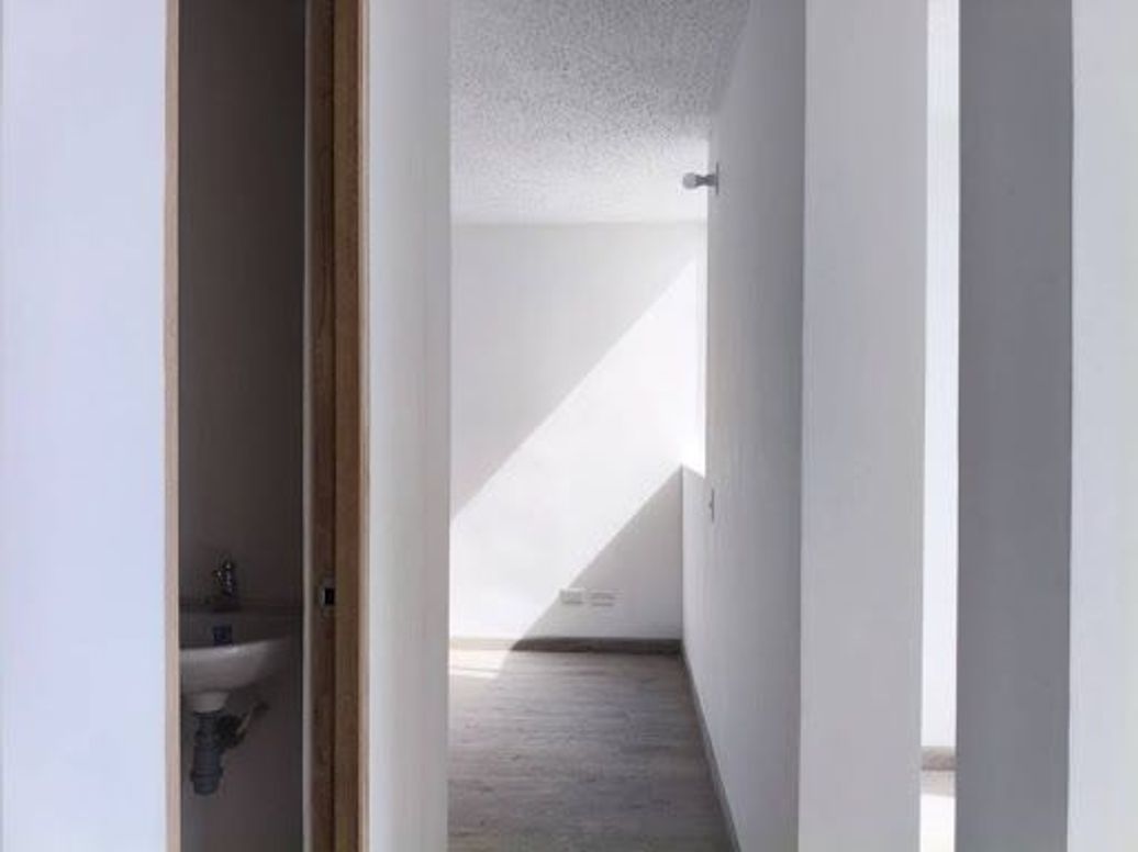 Apartamento de 2 alcobas en venta en Madelena, Bogotá, 33 m² · foto 6 de 20