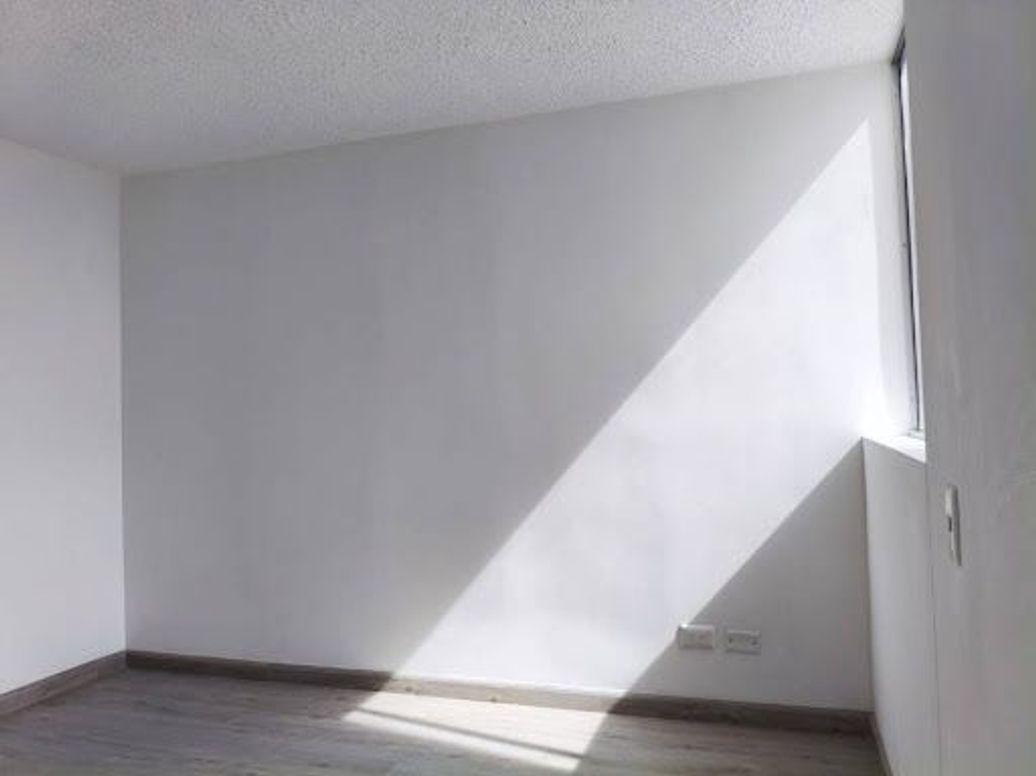 Apartamento de 2 alcobas en venta en Madelena, Bogotá, 33 m² · foto 8 de 20