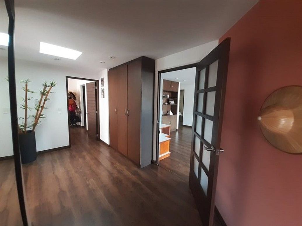 Apartamento de 3 alcobas en venta en Santa Bibiana, Bogotá, 144 m² · foto 14 de 20