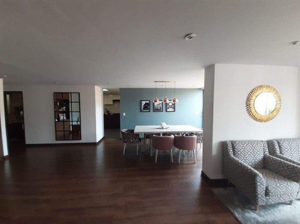 Apartamento de 3 alcobas en venta en Santa Bibiana, Bogotá, 144 m² · foto 4 de 20