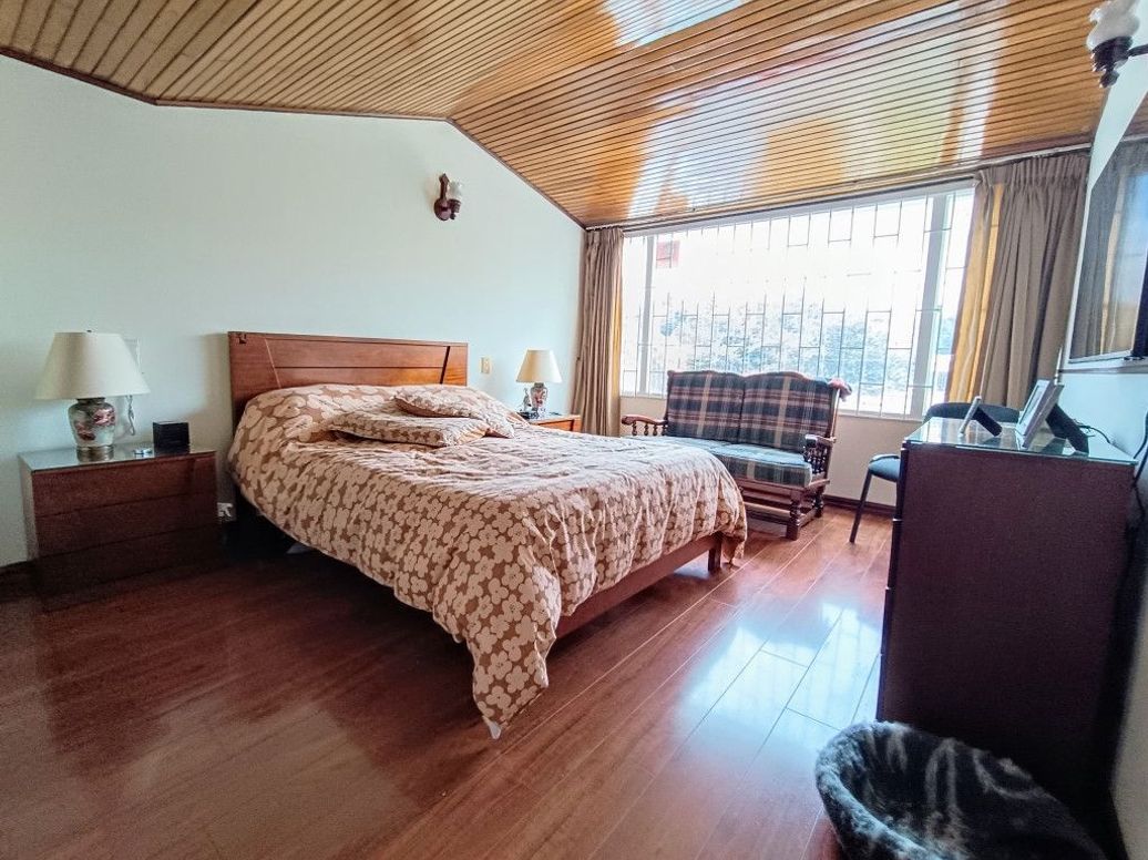 Apartamento de 3 alcobas en venta en Niza, Bogotá, 131 m² · foto 16 de 20
