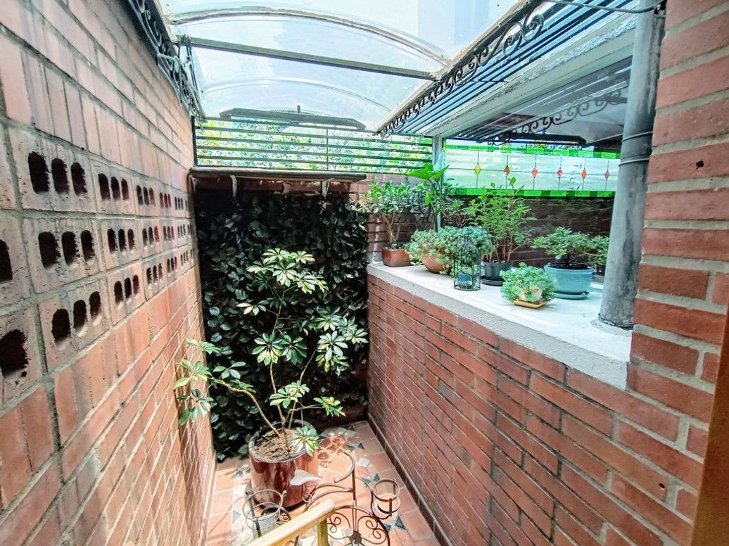 Apartamento de 3 alcobas en venta en Niza, Bogotá, 131 m² · foto 8 de 20