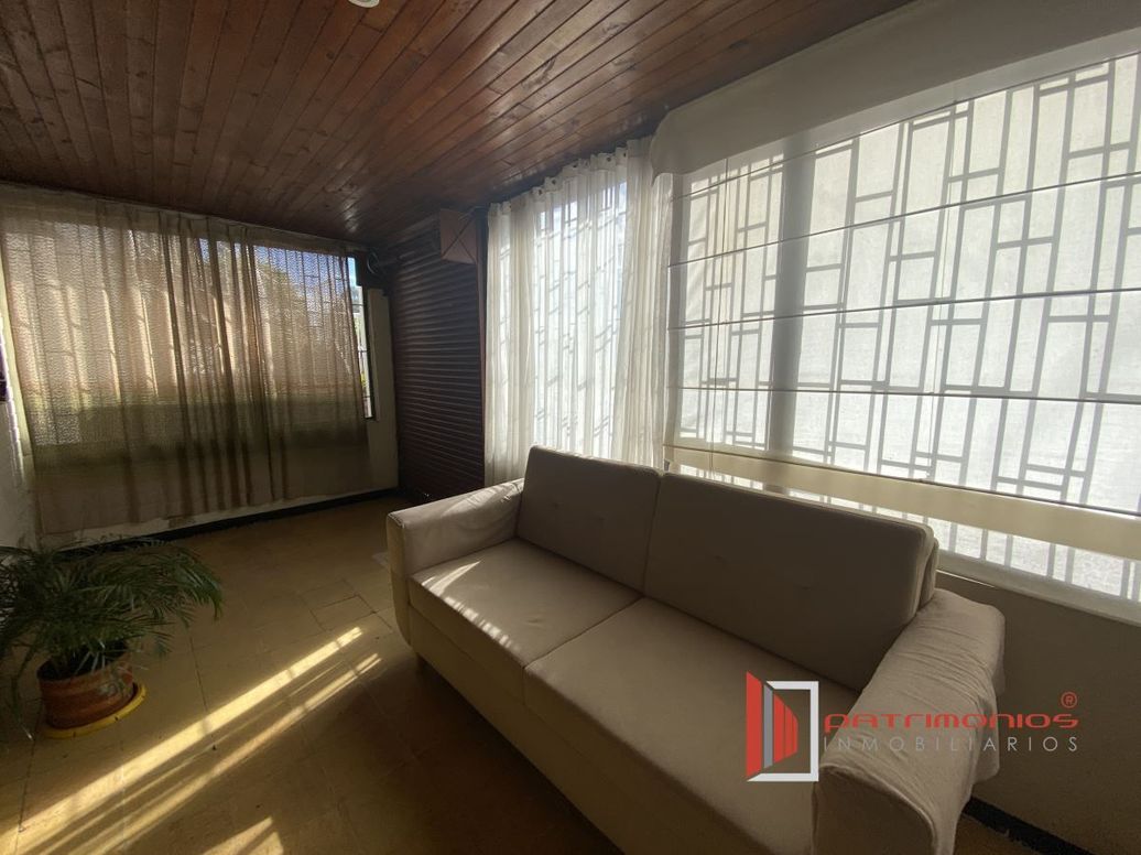 Casa de 3 alcobas en venta en Lijaca, Bogotá, 349 m² · foto 3 de 18