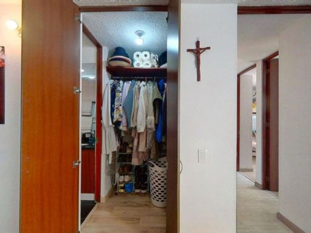 Apartamento de 3 alcobas en venta en Villa Alsacia, Bogotá, 87 m² · foto 12 de 20
