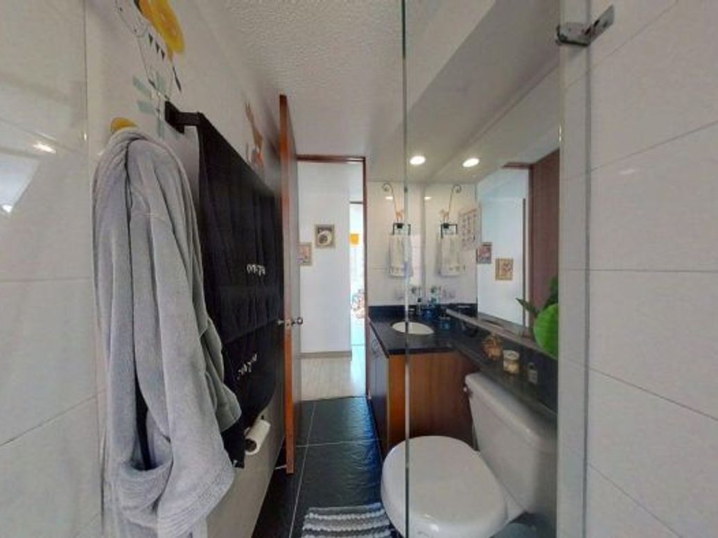 Apartamento de 3 alcobas en venta en Villa Alsacia, Bogotá, 87 m² · foto 13 de 20