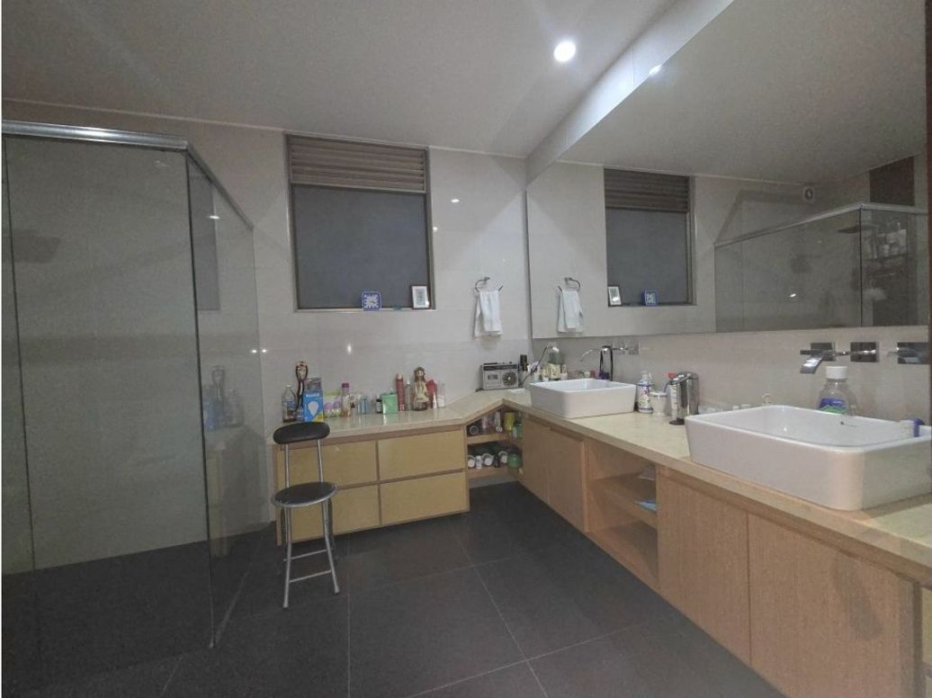 Apartamento de 3 alcobas en venta en Chico Norte Iii, Bogotá, 320 m² · foto 18 de 20