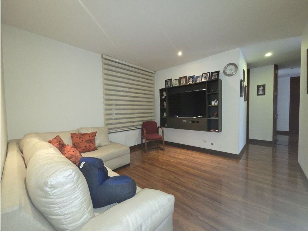 Apartamento de 3 alcobas en venta en Chico Norte Iii, Bogotá, 320 m² · foto 19 de 20