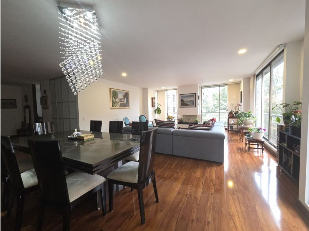 Apartamento de 3 alcobas en venta en Chico Norte Iii, Bogotá, 320 m² · foto 3 de 20
