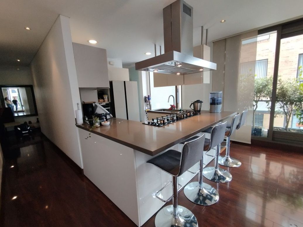 Apartamento de 3 alcobas en venta en Santa Bibiana, Bogotá, 155 m² · foto 8 de 20