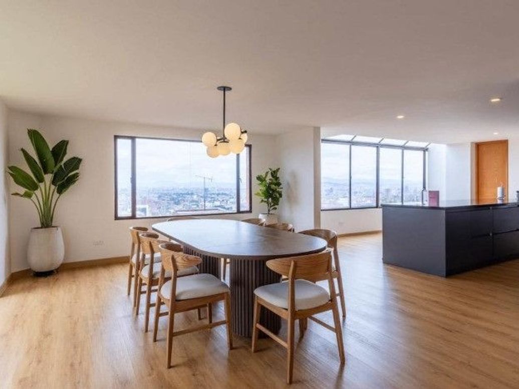 Apartamento de 4 alcobas en venta en Los Rosales, Bogotá, 608 m² · foto 12 de 20