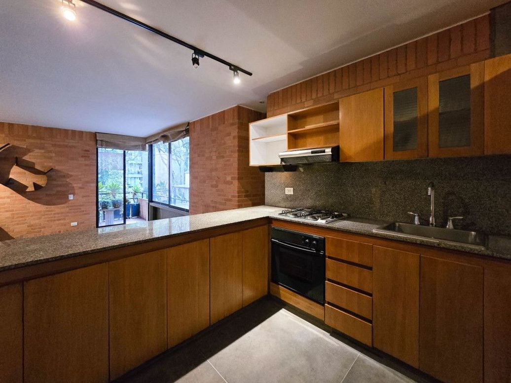 Apartamento de 1 alcoba en venta en Chicó Norte, Bogotá, 104 m² · foto 11 de 20