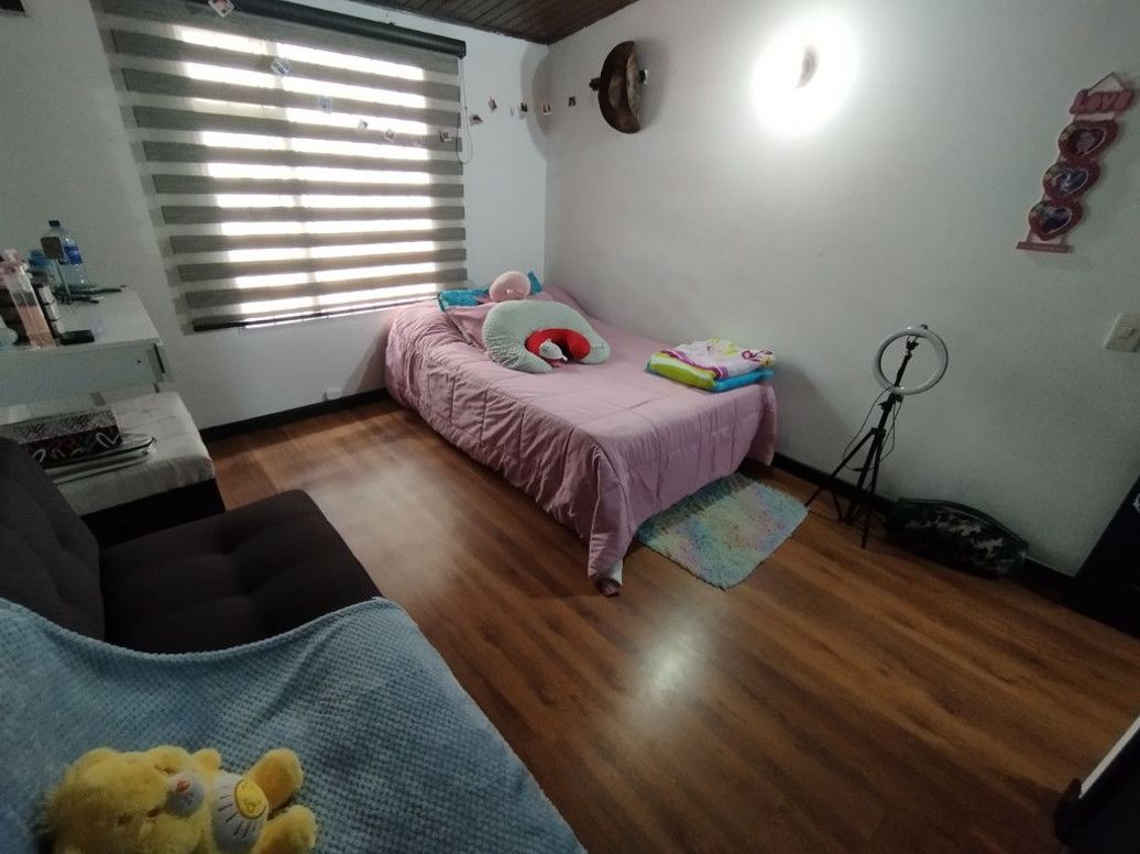 Casa de 4 alcobas en venta en El Batan, Bogotá, 202 m² · foto 20 de 20