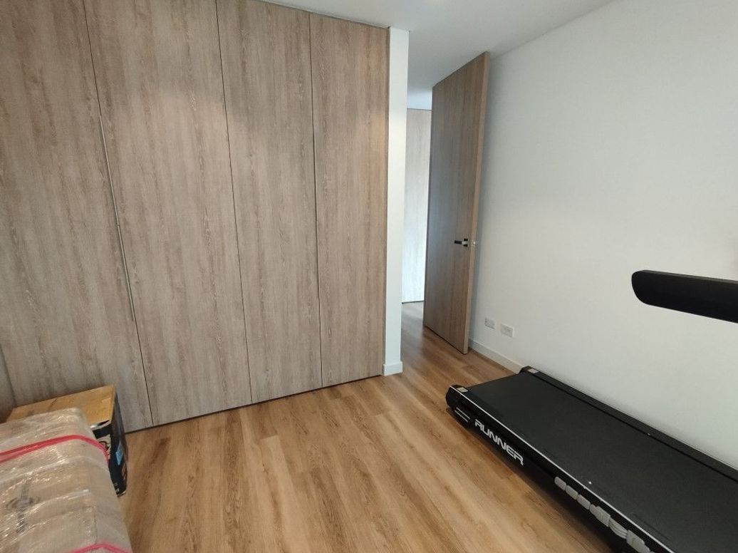 Apartamento de 2 alcobas en venta en Gran América, Bogotá, 78 m² · foto 9 de 18