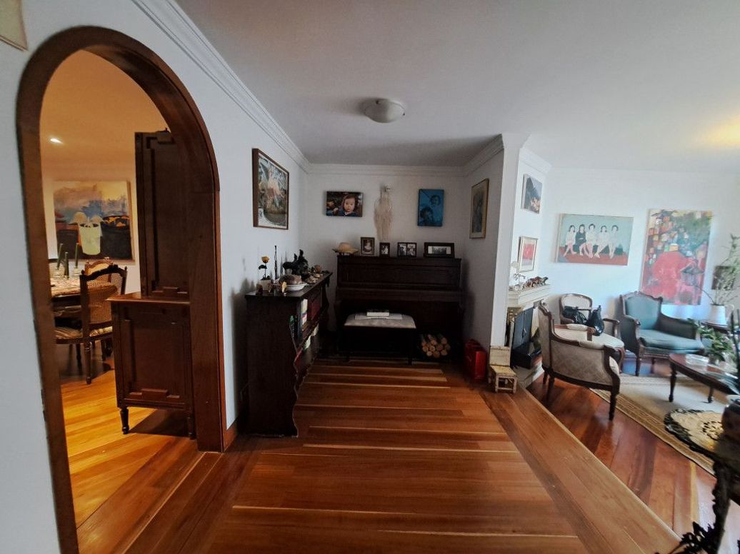 Casa de 3 alcobas en venta en Cedritos, Bogotá, 170 m² · foto 2 de 20