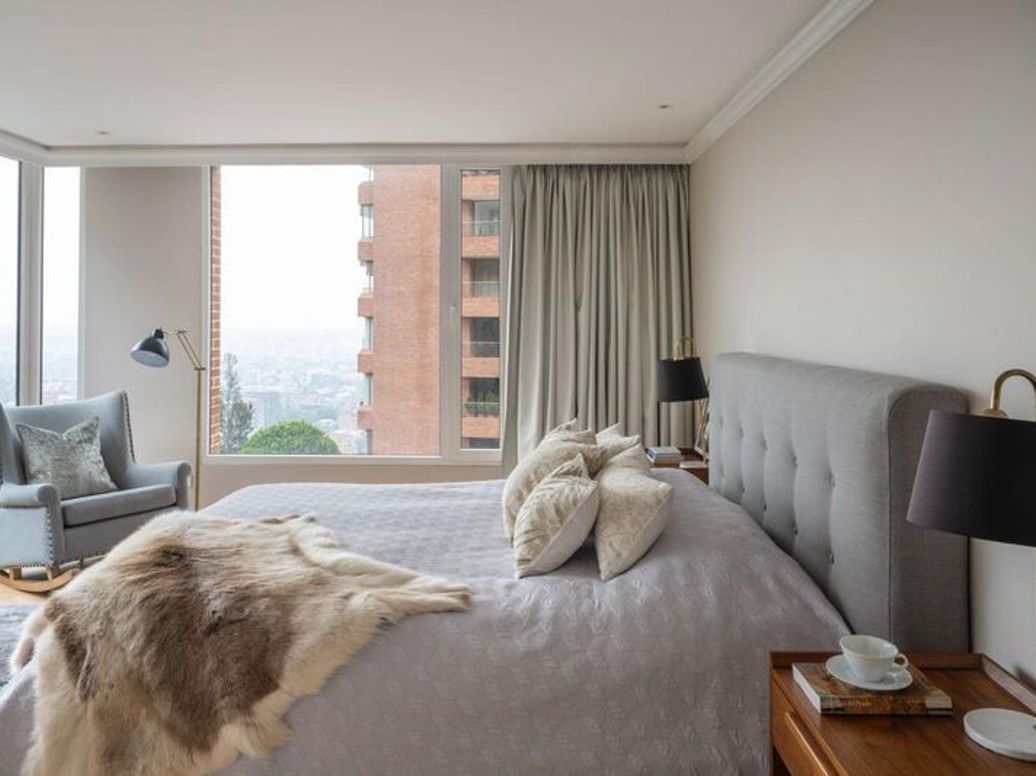 Apartamento de 3 alcobas en venta en El Refugio, Bogotá, 338 m² · foto 10 de 11