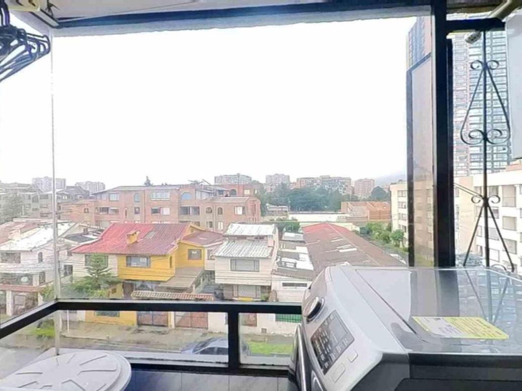 Apartamento de 3 alcobas en venta en Cedro Narvaez, Bogotá, 102 m² · foto 6 de 20