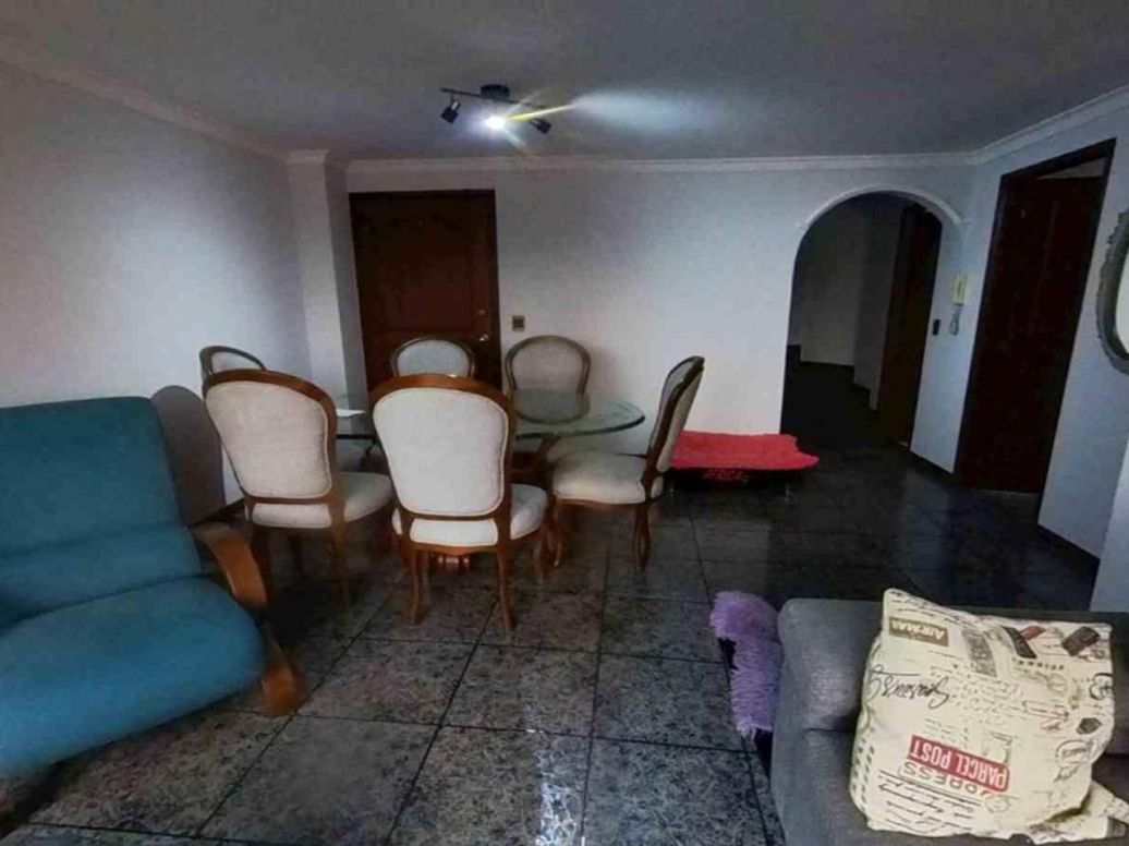 Apartamento de 3 alcobas en venta en Cedro Narvaez, Bogotá, 102 m² · foto 2 de 20