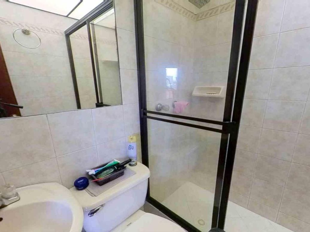 Apartamento de 3 alcobas en venta en Cedro Narvaez, Bogotá, 102 m² · foto 3 de 20