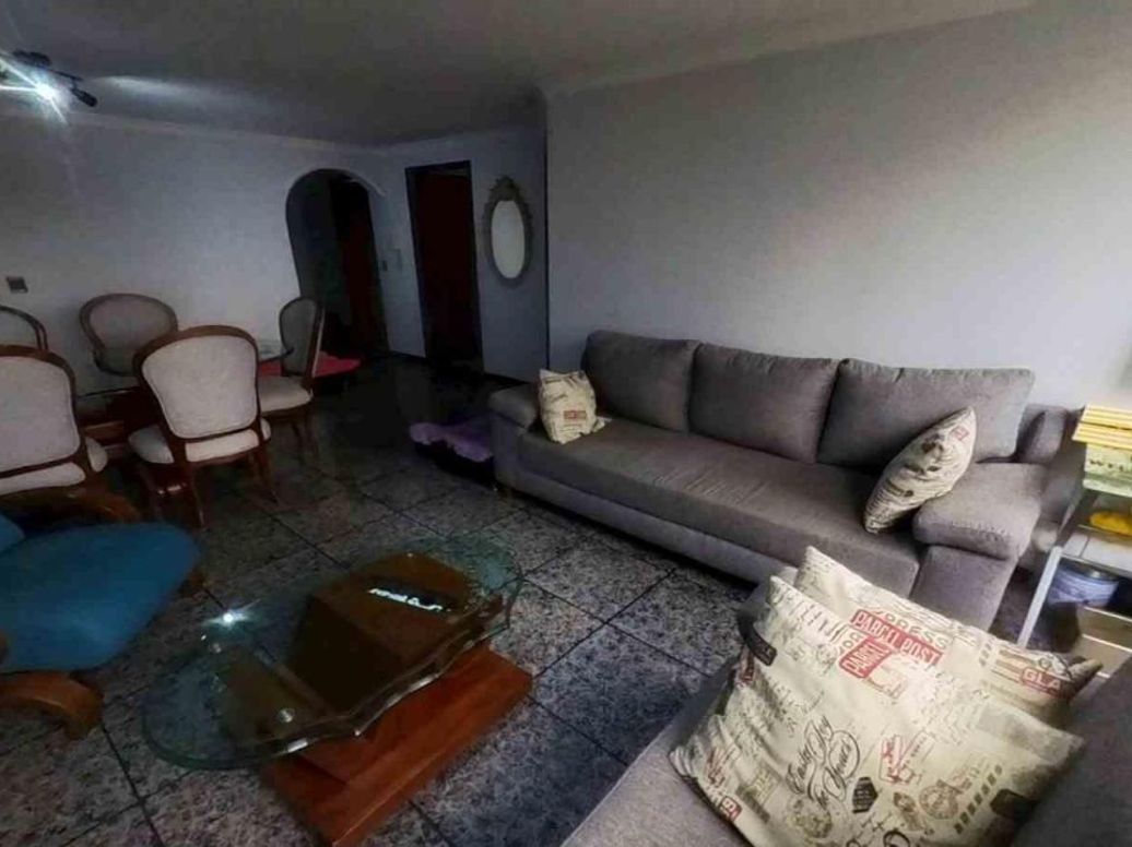 Apartamento de 3 alcobas en venta en Cedro Narvaez, Bogotá, 102 m² · foto 16 de 20