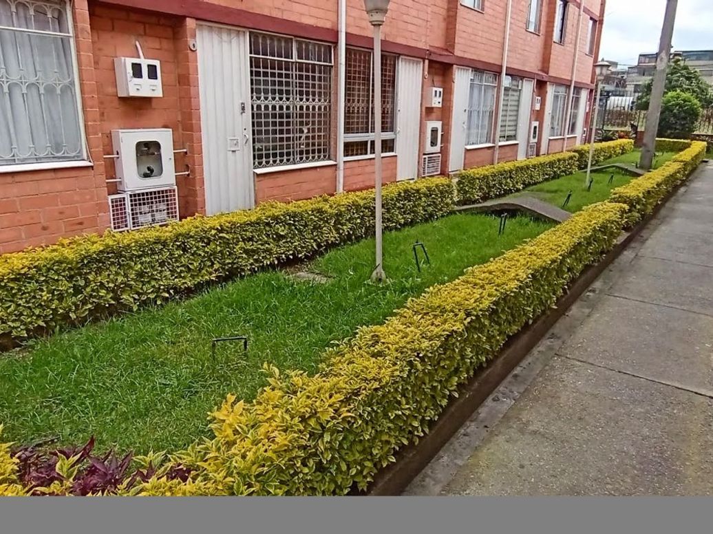 Casa de 3 alcobas en venta en Villas De Granada, Bogotá, 68 m² · foto 18 de 20