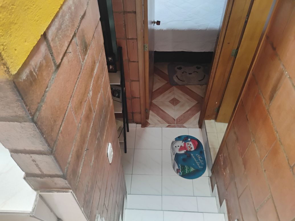 Casa de 3 alcobas en venta en Villas De Granada, Bogotá, 68 m² · foto 4 de 20