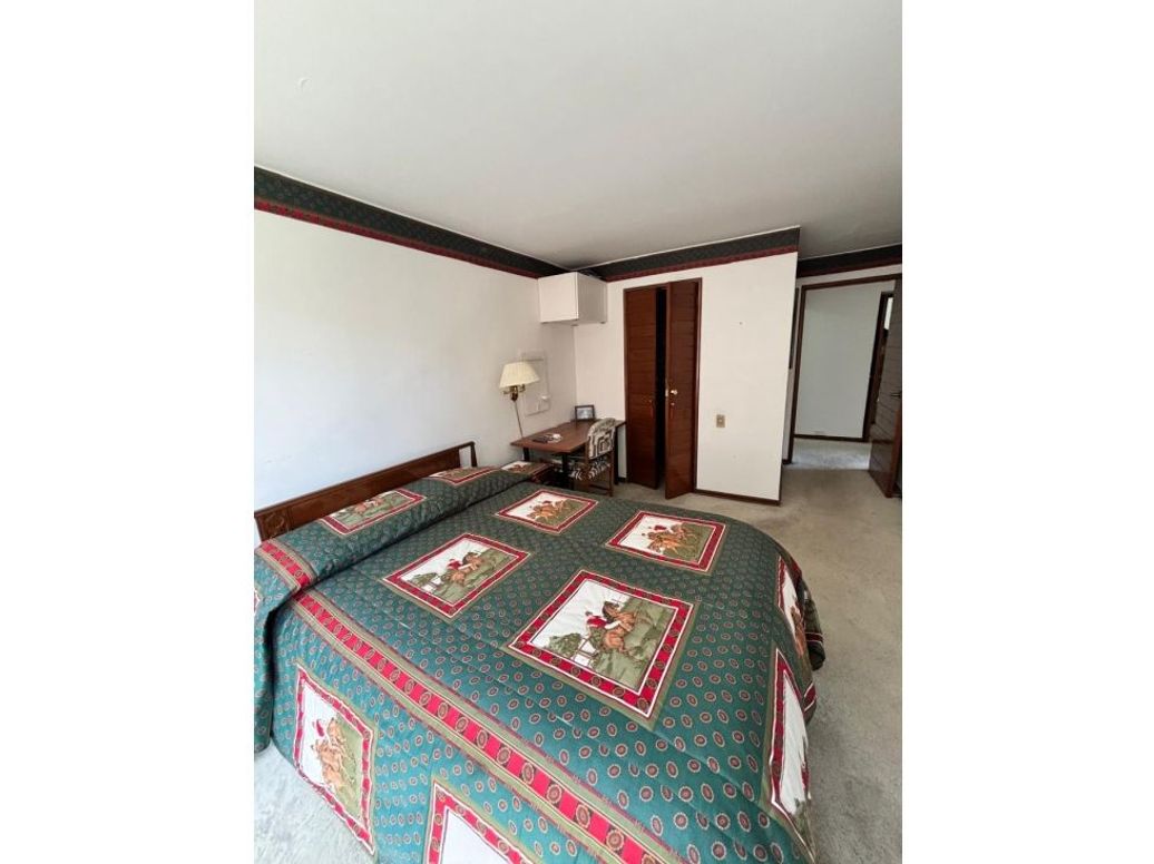 Apartamento de 2 alcobas en venta en La Carolina, Bogotá, 167 m² · foto 10 de 12