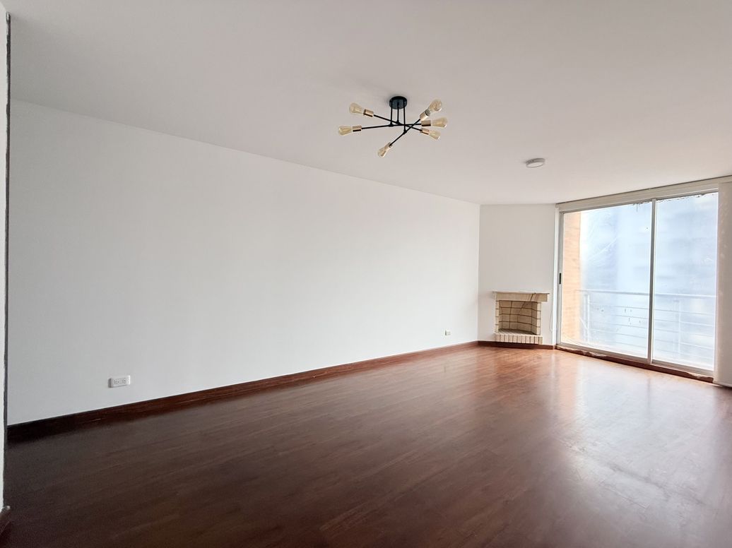 Apartamento de 3 alcobas en venta en El Plan, Bogotá, 93 m² · foto 2 de 20