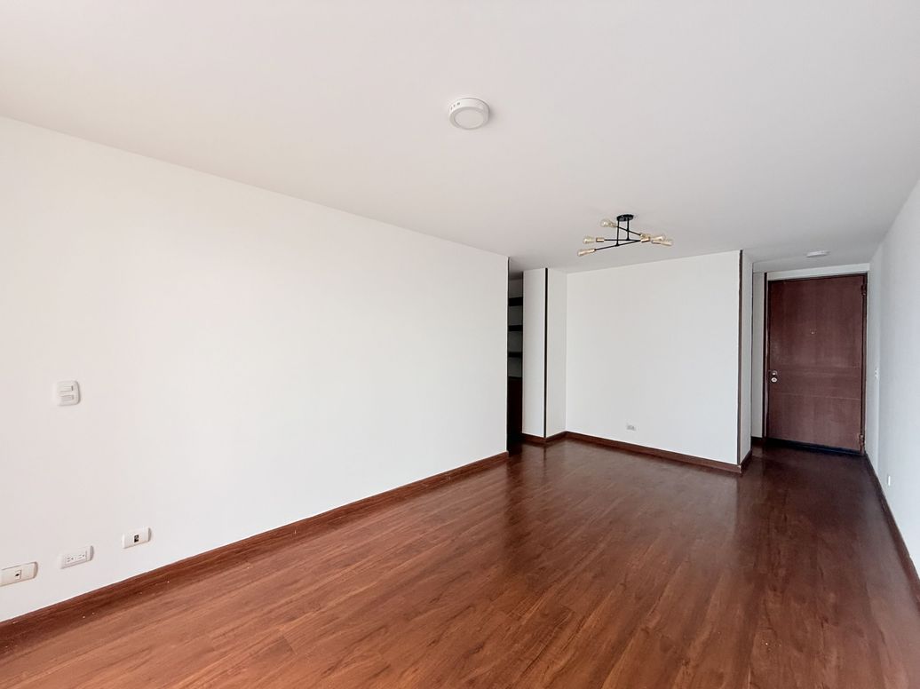 Apartamento de 3 alcobas en venta en El Plan, Bogotá, 93 m² · foto 3 de 20