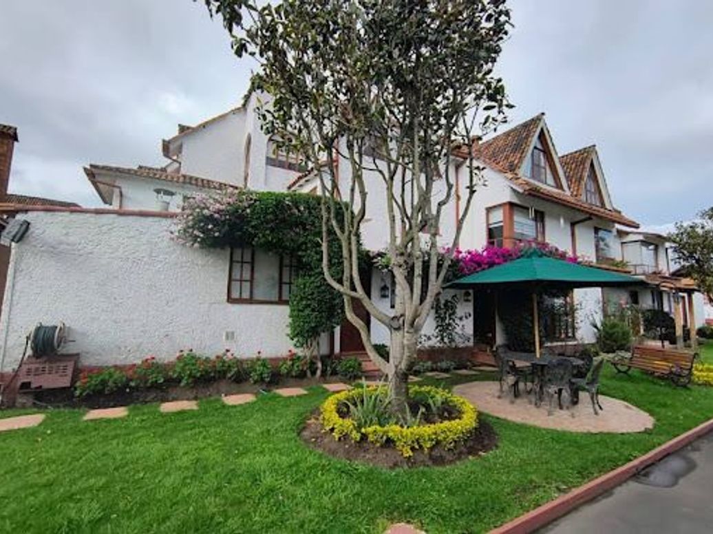 Casa de 4 alcobas en venta en San José De Bavaria, Bogotá, 170 m² · foto 3 de 20