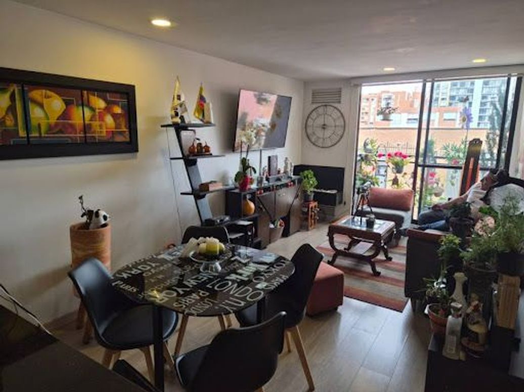 Apartamento de 2 alcobas en venta en Cedritos, Bogotá, 70 m² · foto 6 de 20