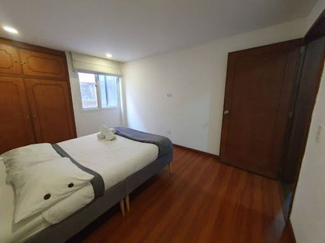 Apartamento de 3 alcobas en venta en Santa Bibiana, Bogotá, 131 m² · foto 4 de 20