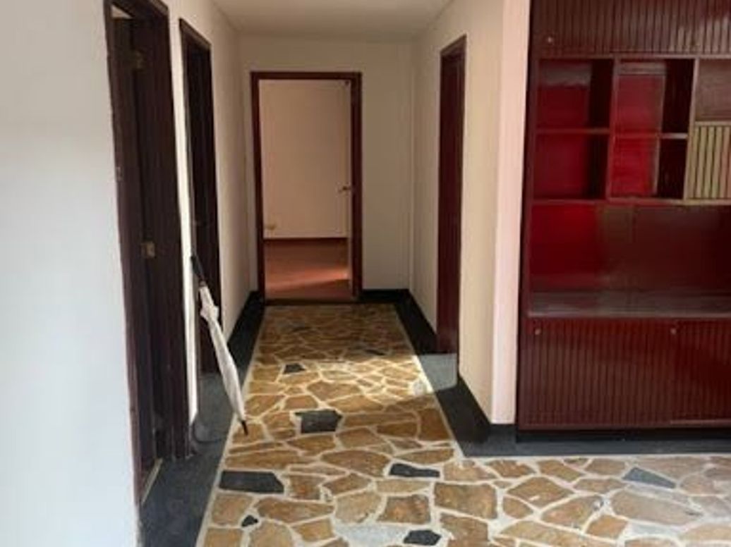 Apartamento de 3 alcobas en venta en Chicó Norte, Bogotá, 140 m² · foto 2 de 11