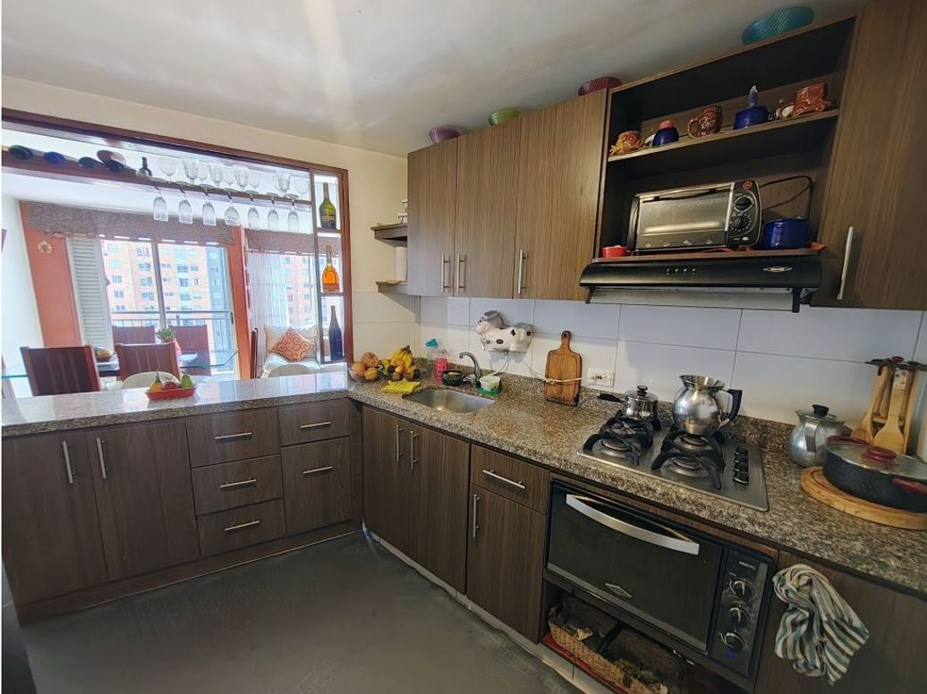 Apartamento de 3 alcobas en venta en Castilla La Nueva, Bogotá, 87 m² · foto 4 de 20
