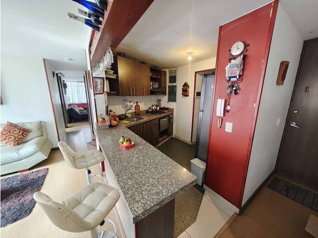 Apartamento de 3 alcobas en venta en Castilla La Nueva, Bogotá, 87 m² · foto 2 de 20