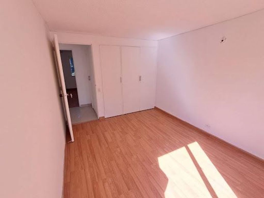 Apartamento de 3 alcobas en venta en Entre Ríos, Bogotá, 90 m² · foto 8 de 20