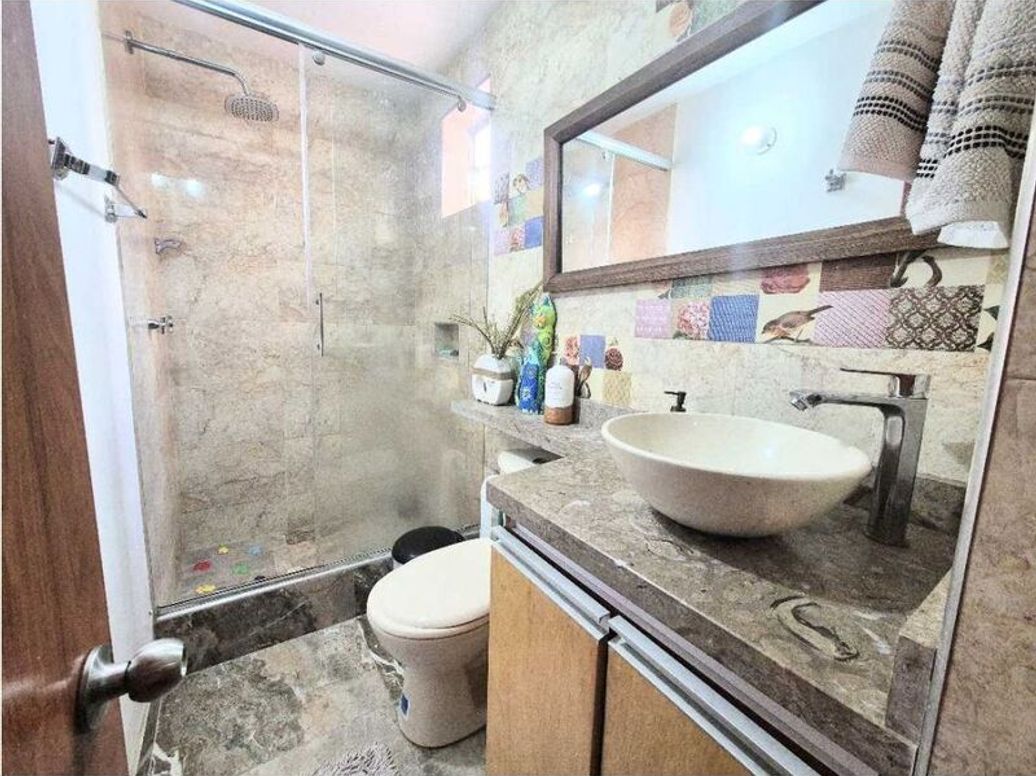 Apartamento de 3 alcobas en venta en Mallorca, Bogotá, 93 m² · foto 11 de 20