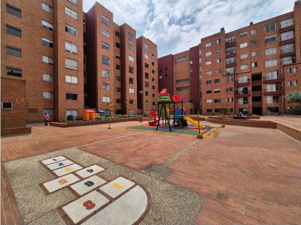 Apartamento de 3 alcobas en venta en Mallorca, Bogotá, 93 m² · foto 10 de 20