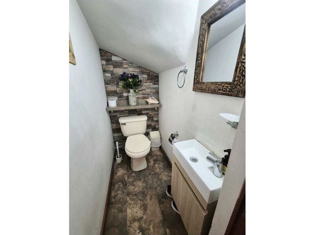 Apartamento de 3 alcobas en venta en Mallorca, Bogotá, 93 m² · foto 8 de 20