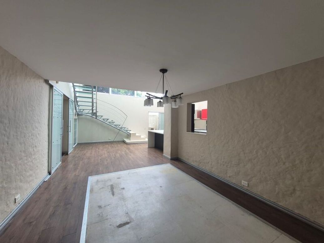Casa de 4 alcobas en venta en Santa Barbara Alta, Bogotá, 548 m² · foto 9 de 20