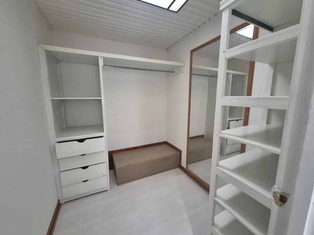 Casa de 4 alcobas en venta en Santa Barbara Alta, Bogotá, 548 m² · foto 13 de 20