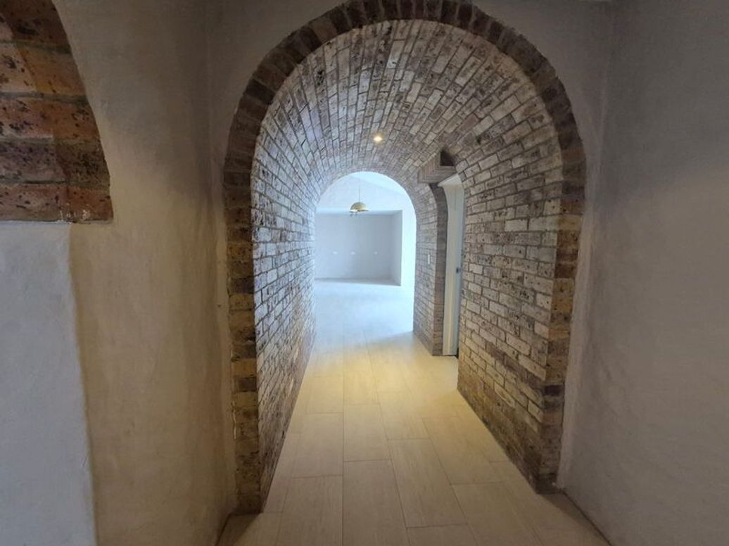 Casa de 4 alcobas en venta en Santa Barbara Alta, Bogotá, 548 m² · foto 3 de 20