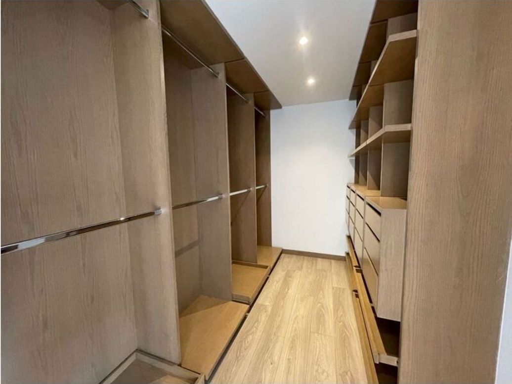 Apartamento de 2 alcobas en venta en Santa Barbara Occidental, Bogotá, 116 m² · foto 12 de 20