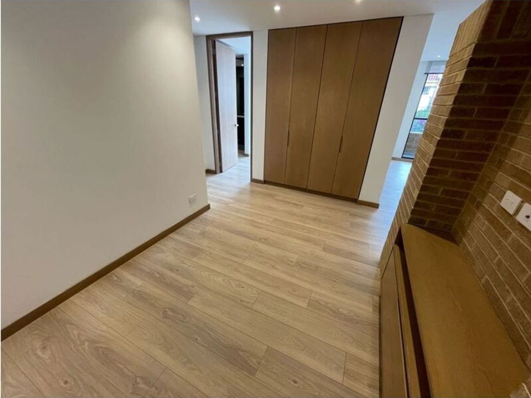 Apartamento de 2 alcobas en venta en Santa Barbara Occidental, Bogotá, 116 m² · foto 10 de 20