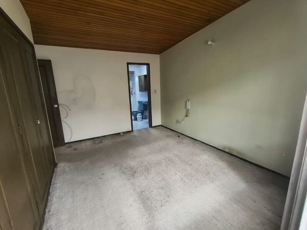 Casa de 5 alcobas en venta en Los Cedritos, Bogotá, 210 m² · foto 20 de 20