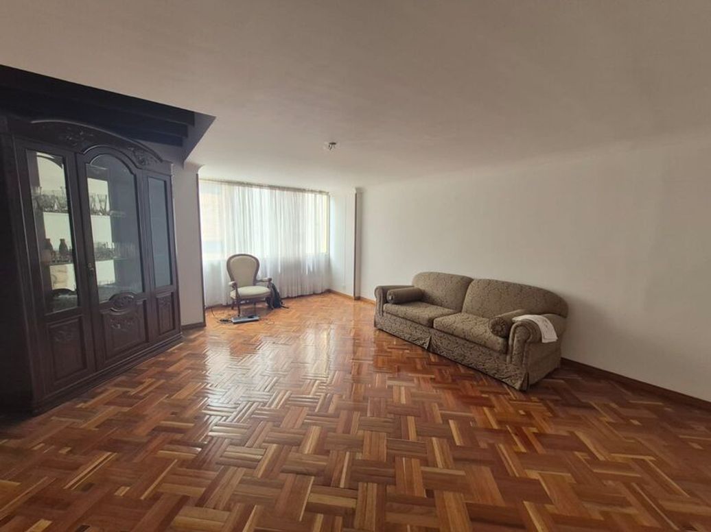 Apartamento de 2 alcobas en venta en Chapinero, Bogotá, 92 m² · foto 2 de 20