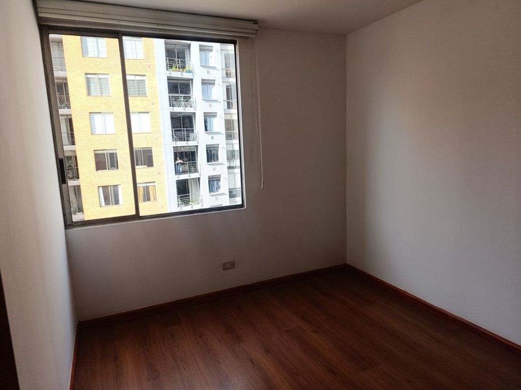 Apartamento de 3 alcobas en venta en Ciudad Salitre Sur-Oriental, Bogotá, 78 m² · foto 11 de 20