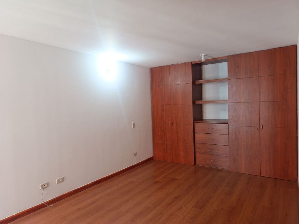 Apartamento de 3 alcobas en venta en Ciudad Salitre Sur-Oriental, Bogotá, 78 m² · foto 15 de 20