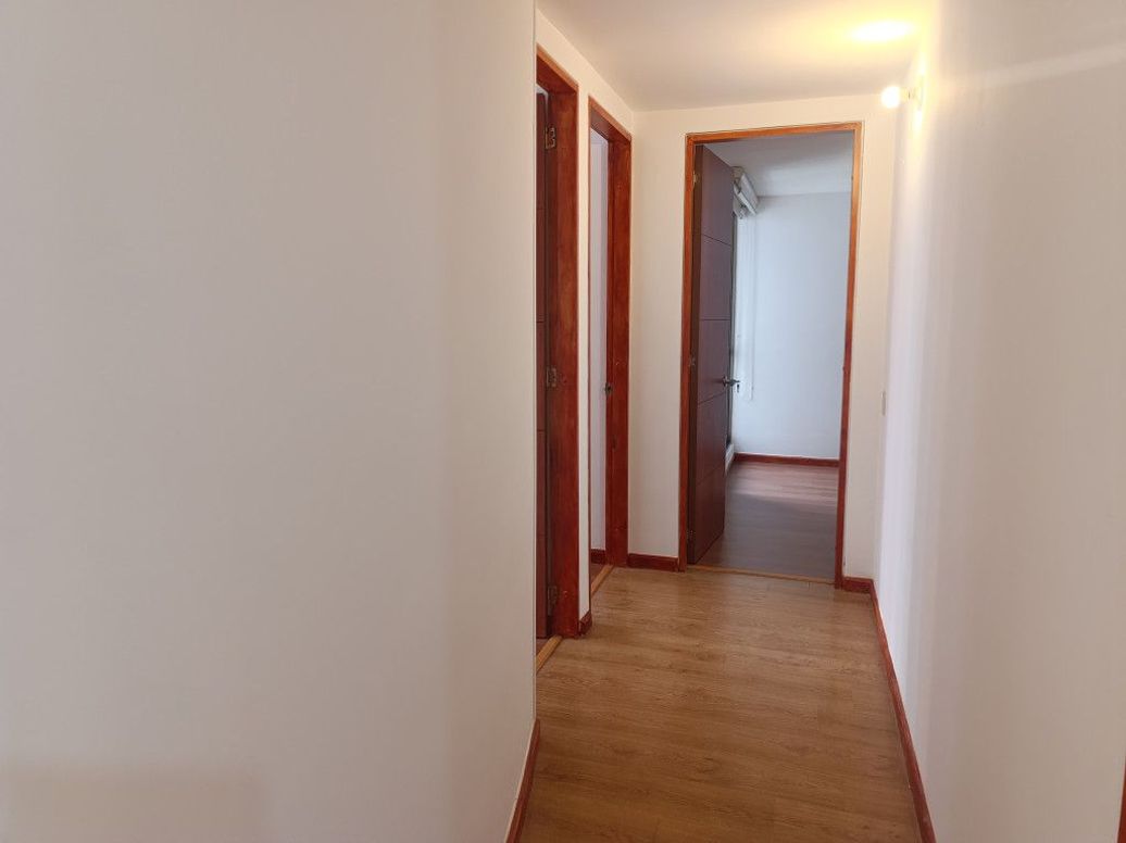 Apartamento de 3 alcobas en venta en Ciudad Salitre Sur-Oriental, Bogotá, 78 m² · foto 9 de 20