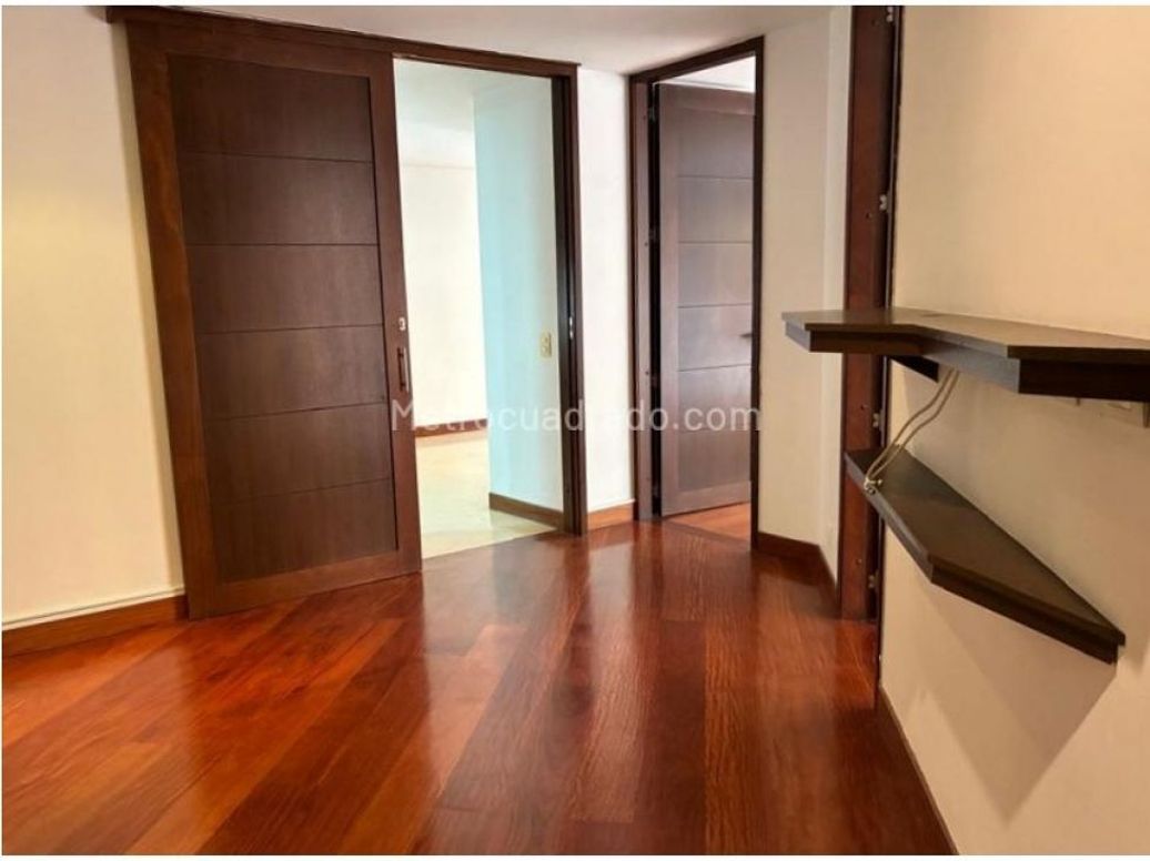 Apartamento de 3 alcobas en venta en Santa Paula, Bogotá, 138 m² · foto 10 de 16