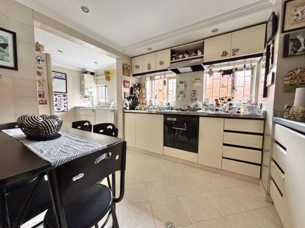 Apartamento de 3 alcobas en venta en San Patricio, Bogotá, 155 m² · foto 8 de 20